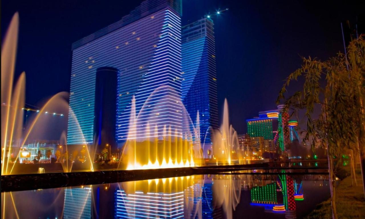 Orbi City Batumi Beach Ngoại thất bức ảnh
