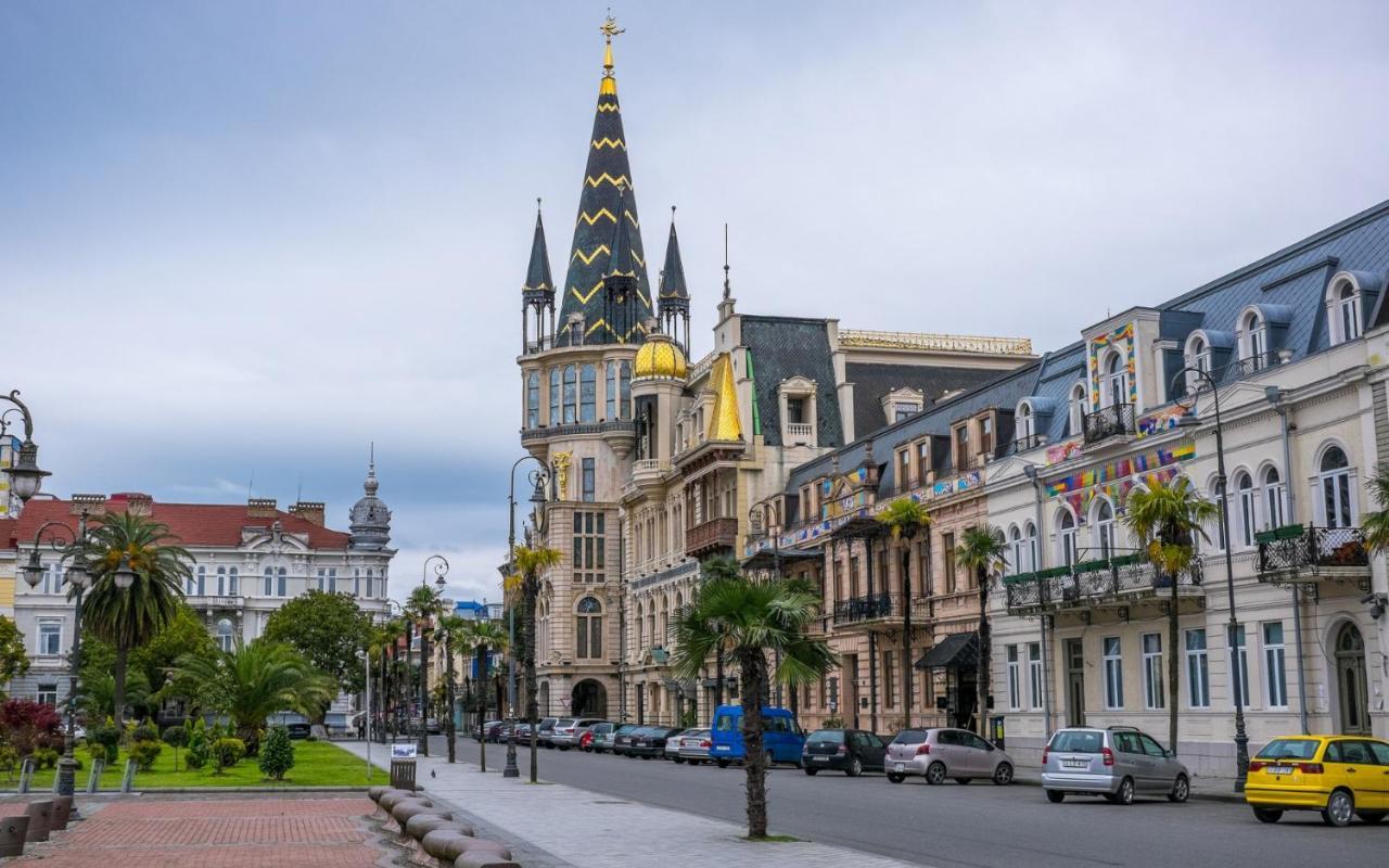 Orbi City Batumi Beach Ngoại thất bức ảnh