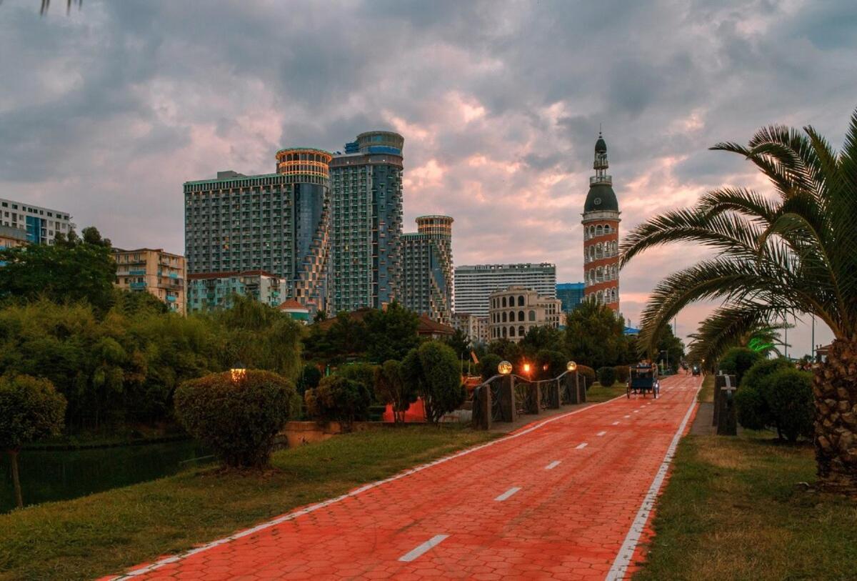 Orbi City Batumi Beach Ngoại thất bức ảnh