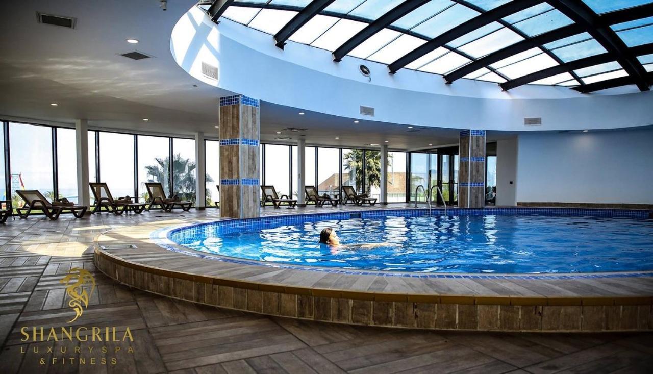 Orbi City Batumi Beach Ngoại thất bức ảnh